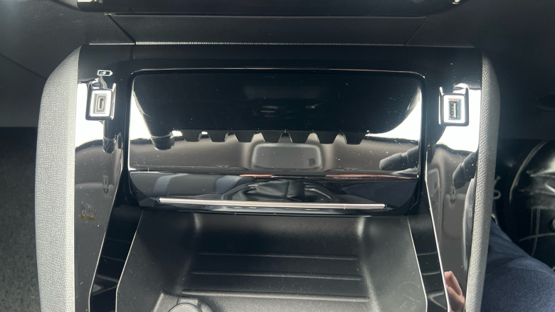 Peugeot 2008 1.2 PureTech Allure 5dr Petrol Estate